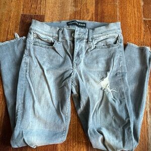 Express jeans. Legging mid rise.